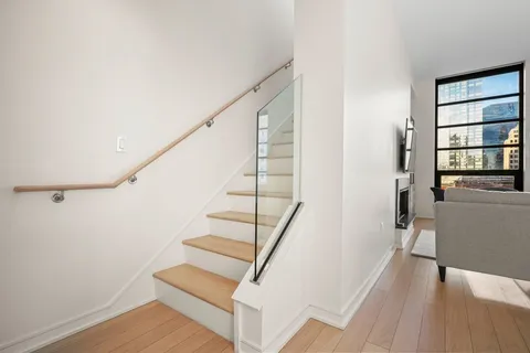 $2,250,000 | 580 Washington Street, Unit PH3, Boston, MA 02111