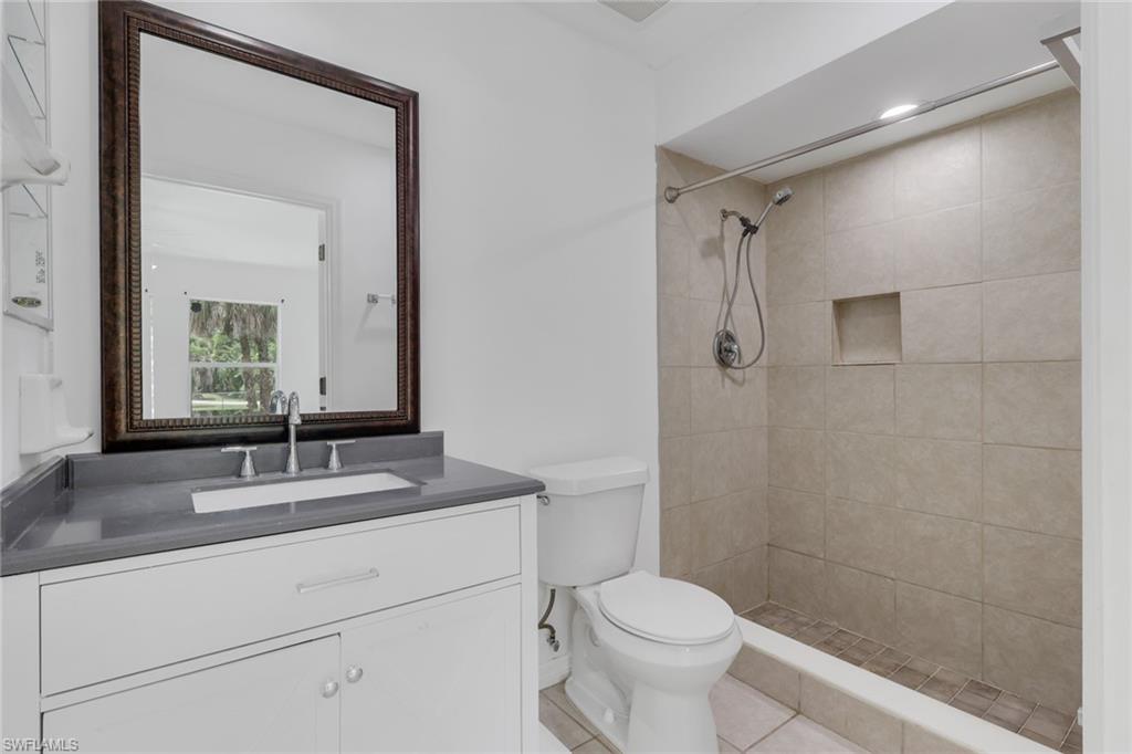 160 19th Street Southwest Naples, FL 34117 - Photo 26 of 49