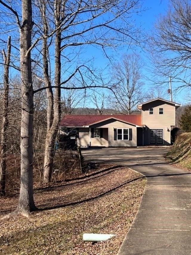 995 Ardel Road Wayne, WV 25570 - Photo 1 of 10 Gallery Image 1