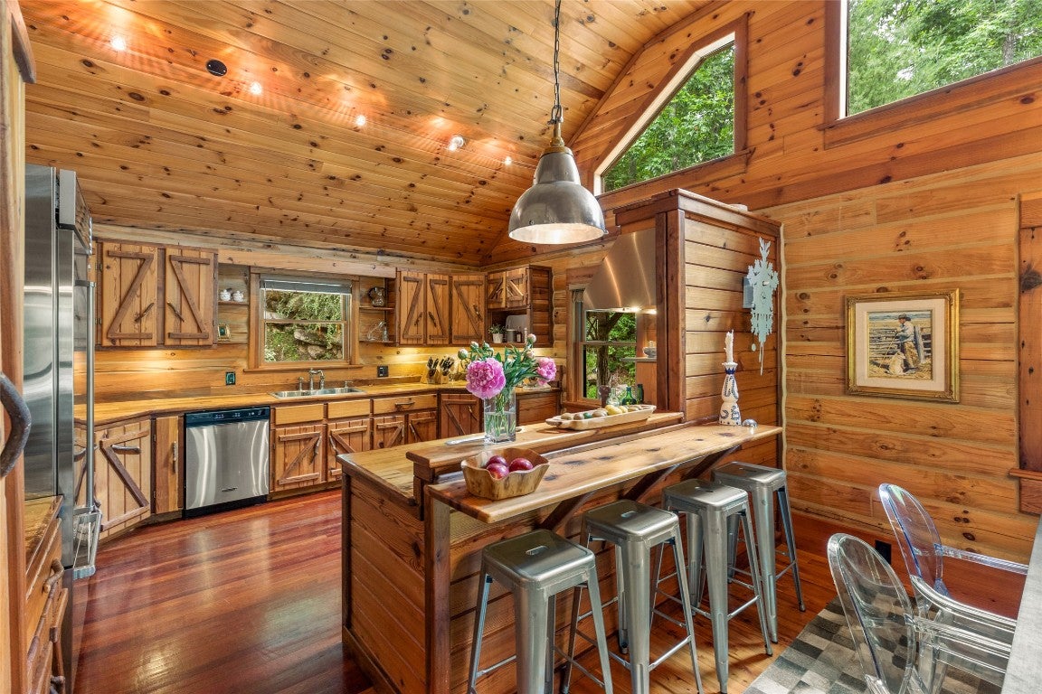 696 Strawberry Hill Road Cullowhee, NC 28723 - Photo 18 of 81 Gallery Image 18