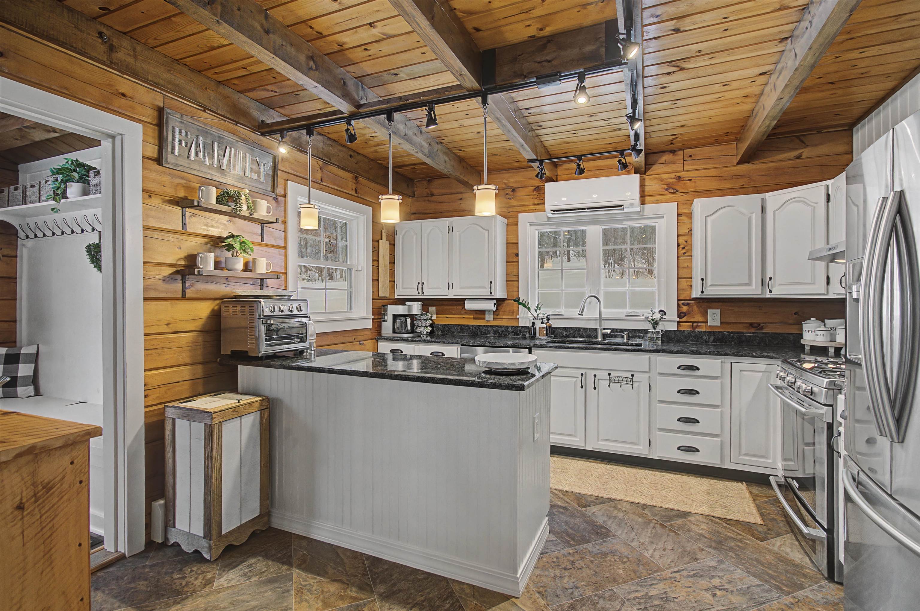 206 Conway Road Starksboro, VT 05487 - Photo 7 of 60 Gallery Image 7