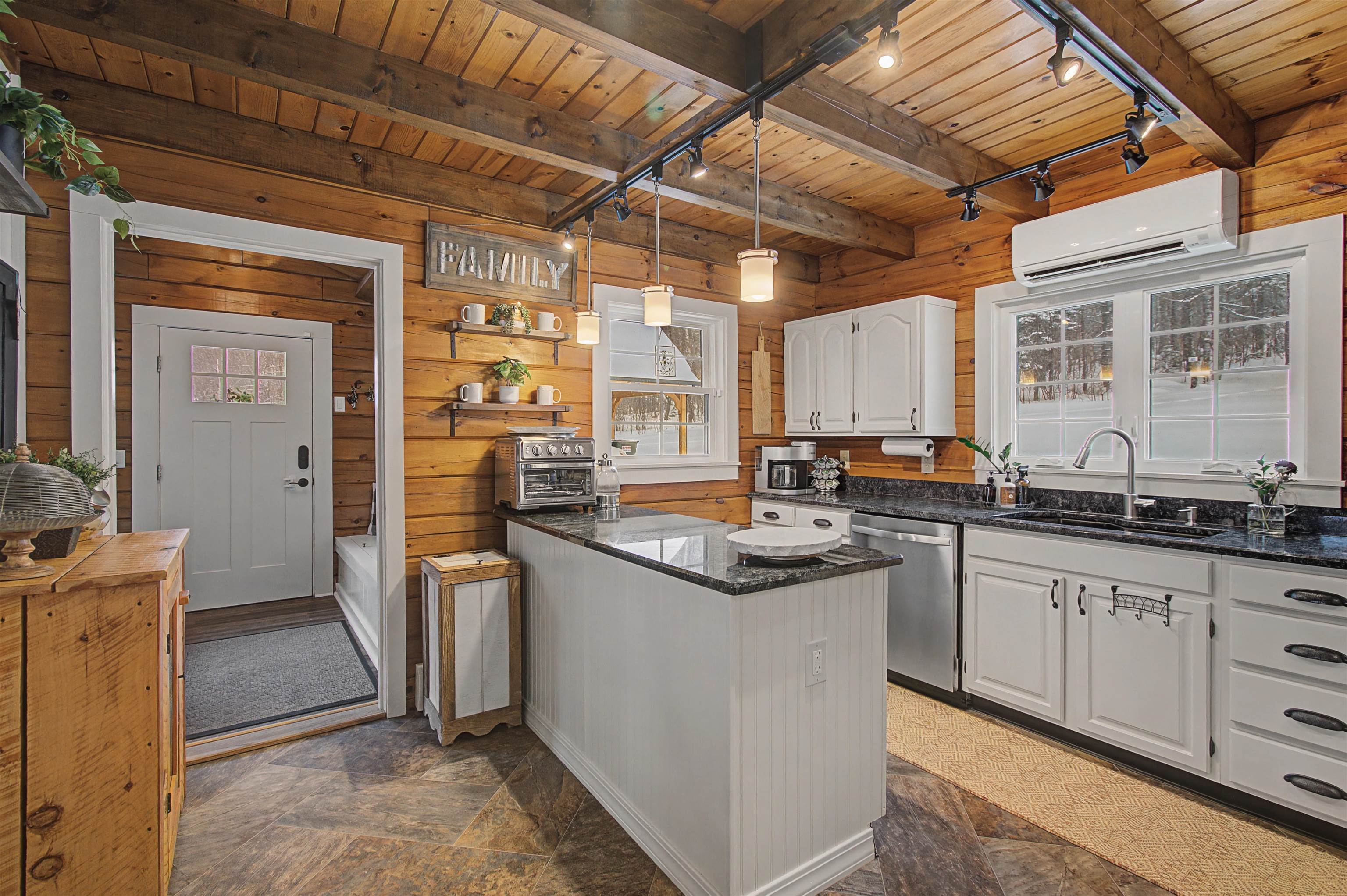 206 Conway Road Starksboro, VT 05487 - Photo 8 of 60 Gallery Image 8