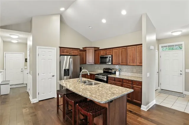 $409,500 | 5088 Cheshire Glen Road, Canandaigua Town, NY 14424