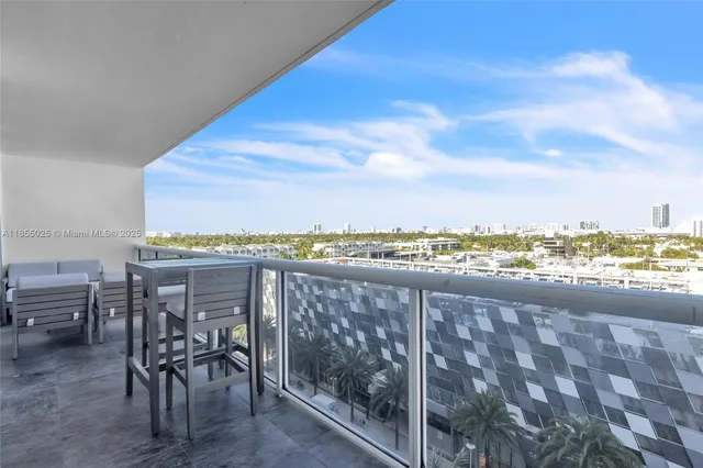 $885,000 | 1800 Sunset Harbour Drive, Unit 1003, Miami Beach, FL 33139