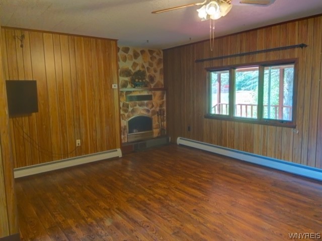 956 Cain Road Evans, NY 14006 - Photo 10 of 18 Living room with gas fireplace
