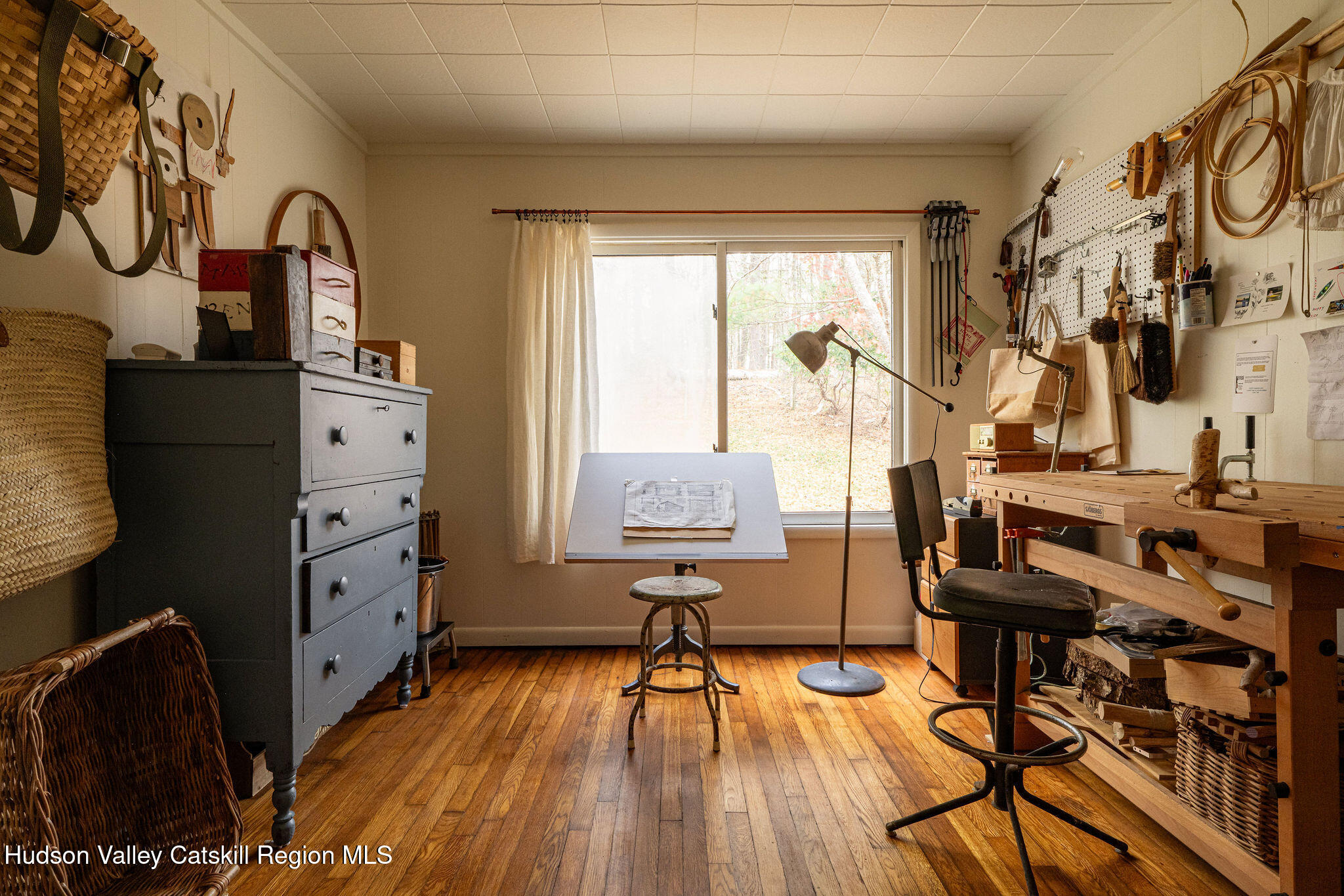 845-849 Peak Road Stone Ridge, NY 12484 - Photo 11 of 50 a view of a room with gym equipment