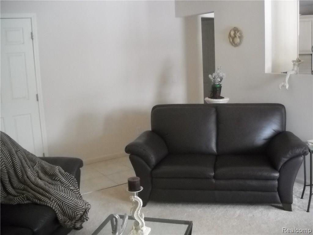 22451 Timber Ridge Court Woodhaven, MI 48183 - Photo 15 of 26