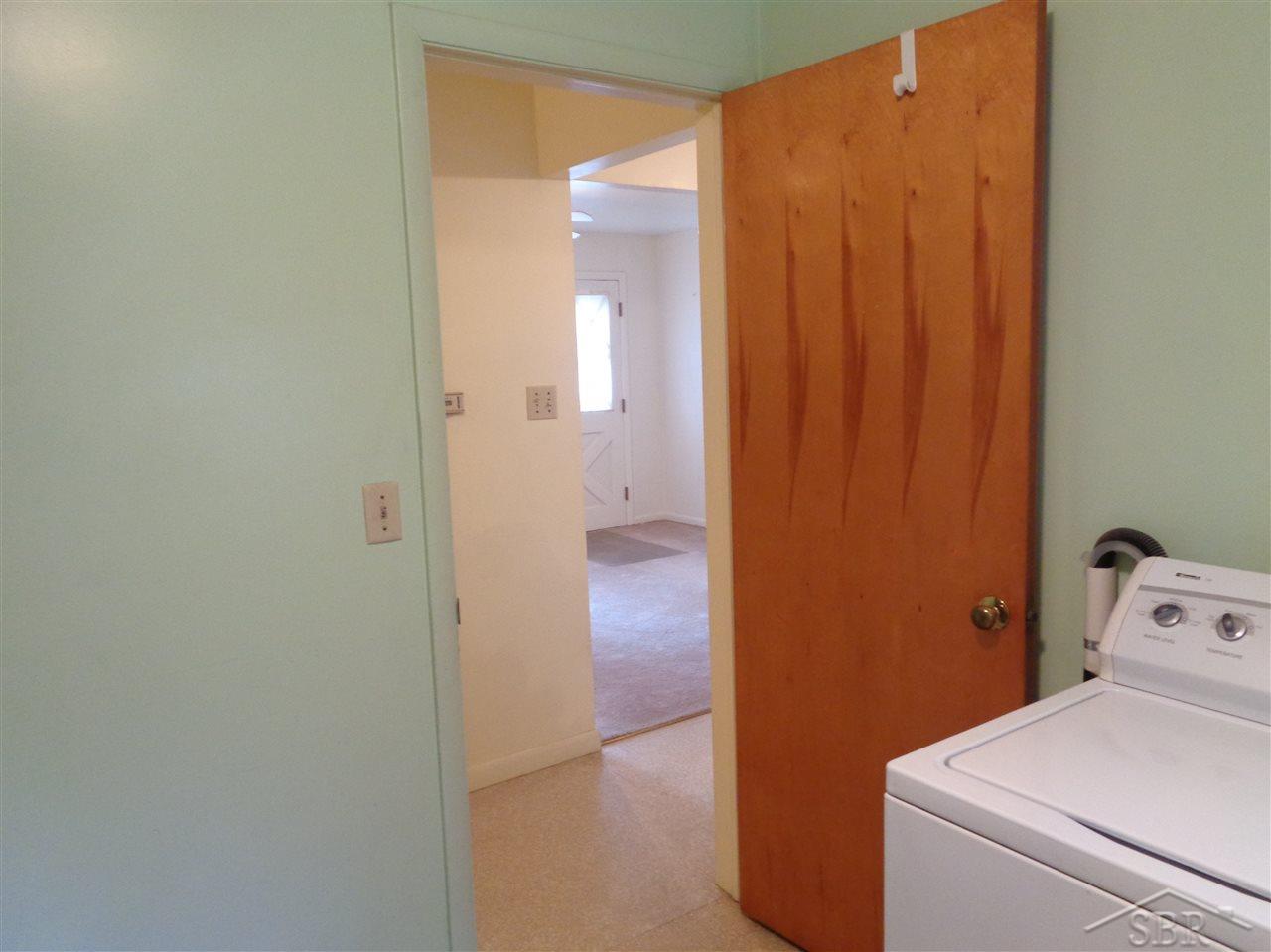 2360 South Hemlock Road Hemlock, MI 48626 - Photo 12 of 28 31343490-11.JPG