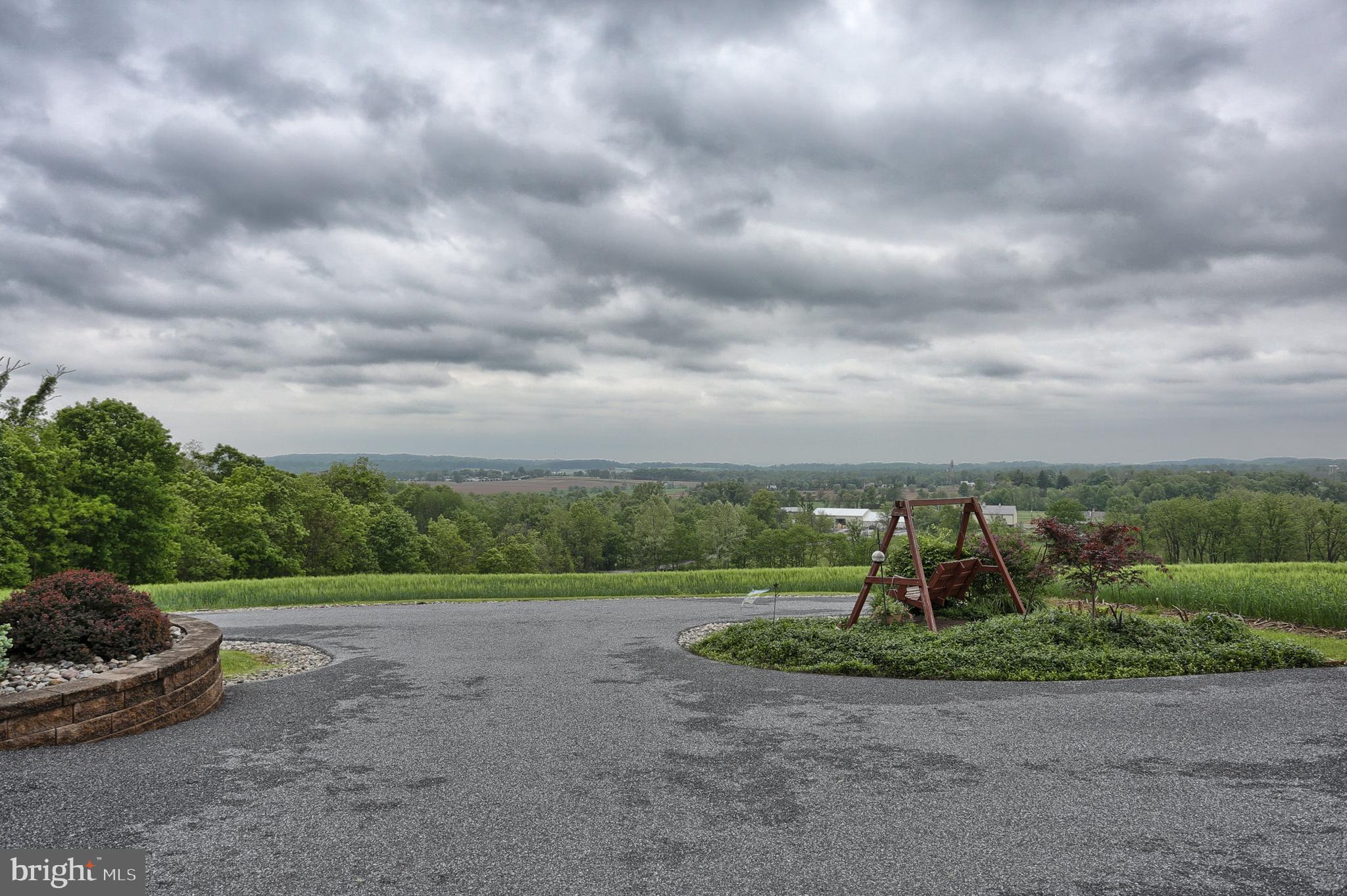 151 Koser Road Elizabethtown, PA 17022 - Photo 4 of 49