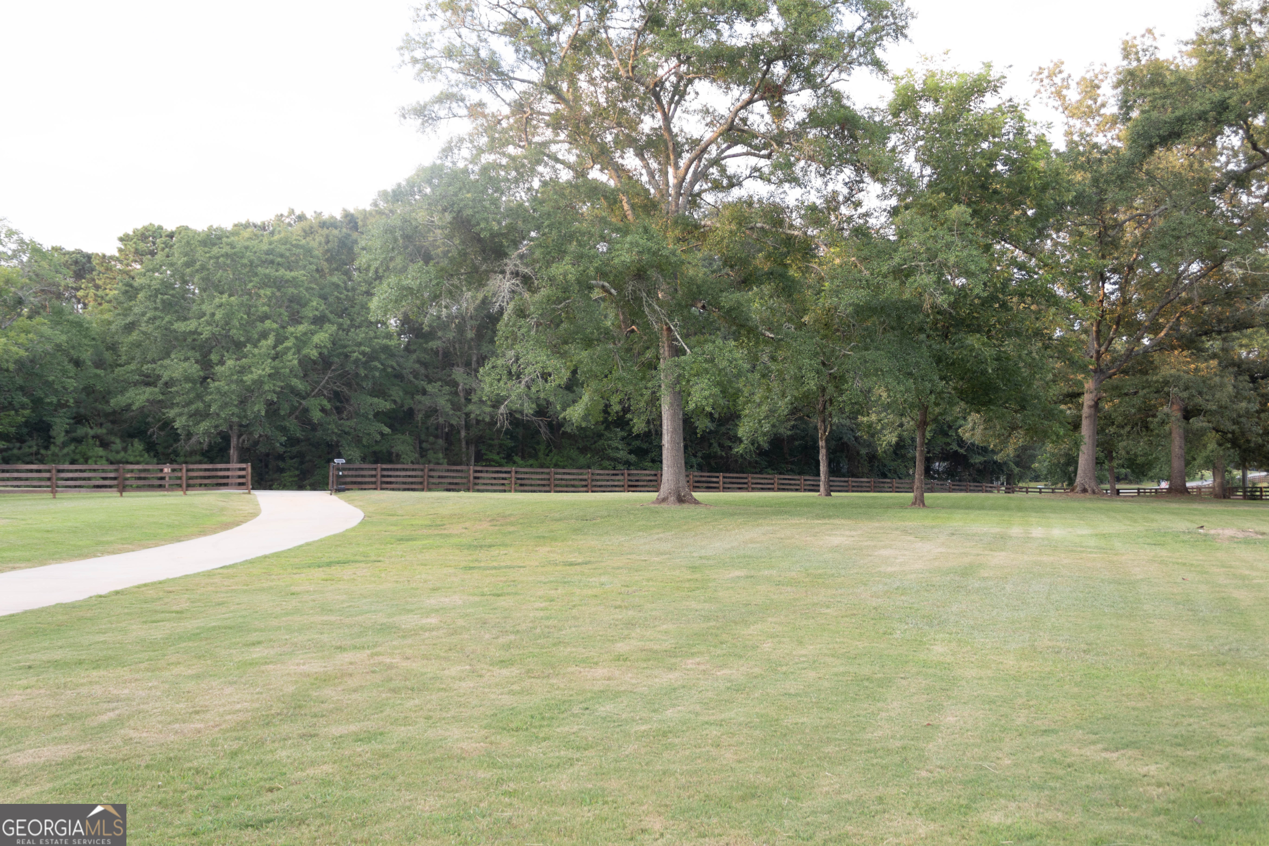 801 Glass Bridge Road LaGrange, GA 30240 - Photo 3 of 40