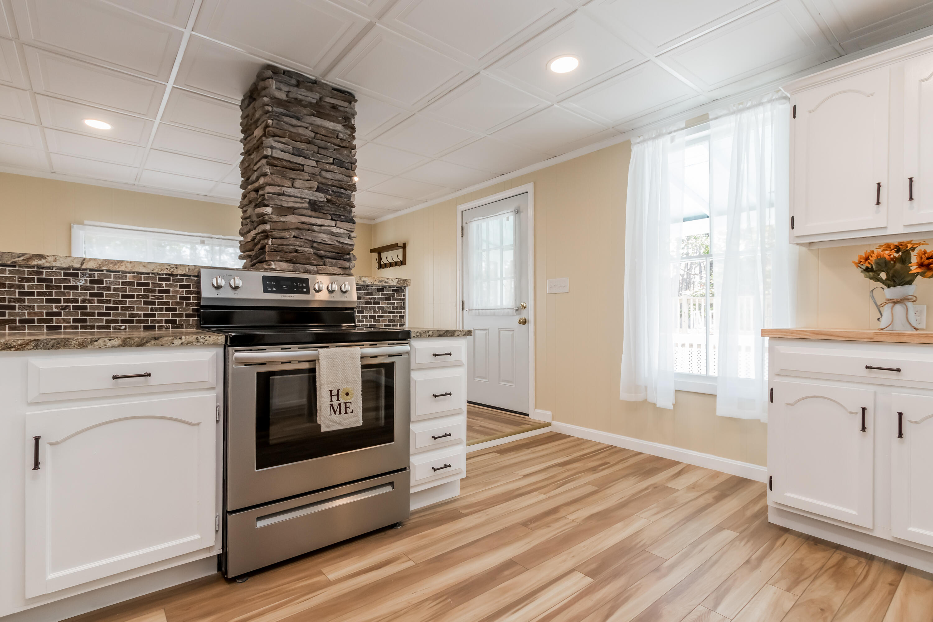 411 River Road Richmond, ME 04357 - Photo 10 of 63 20231103JR-71025