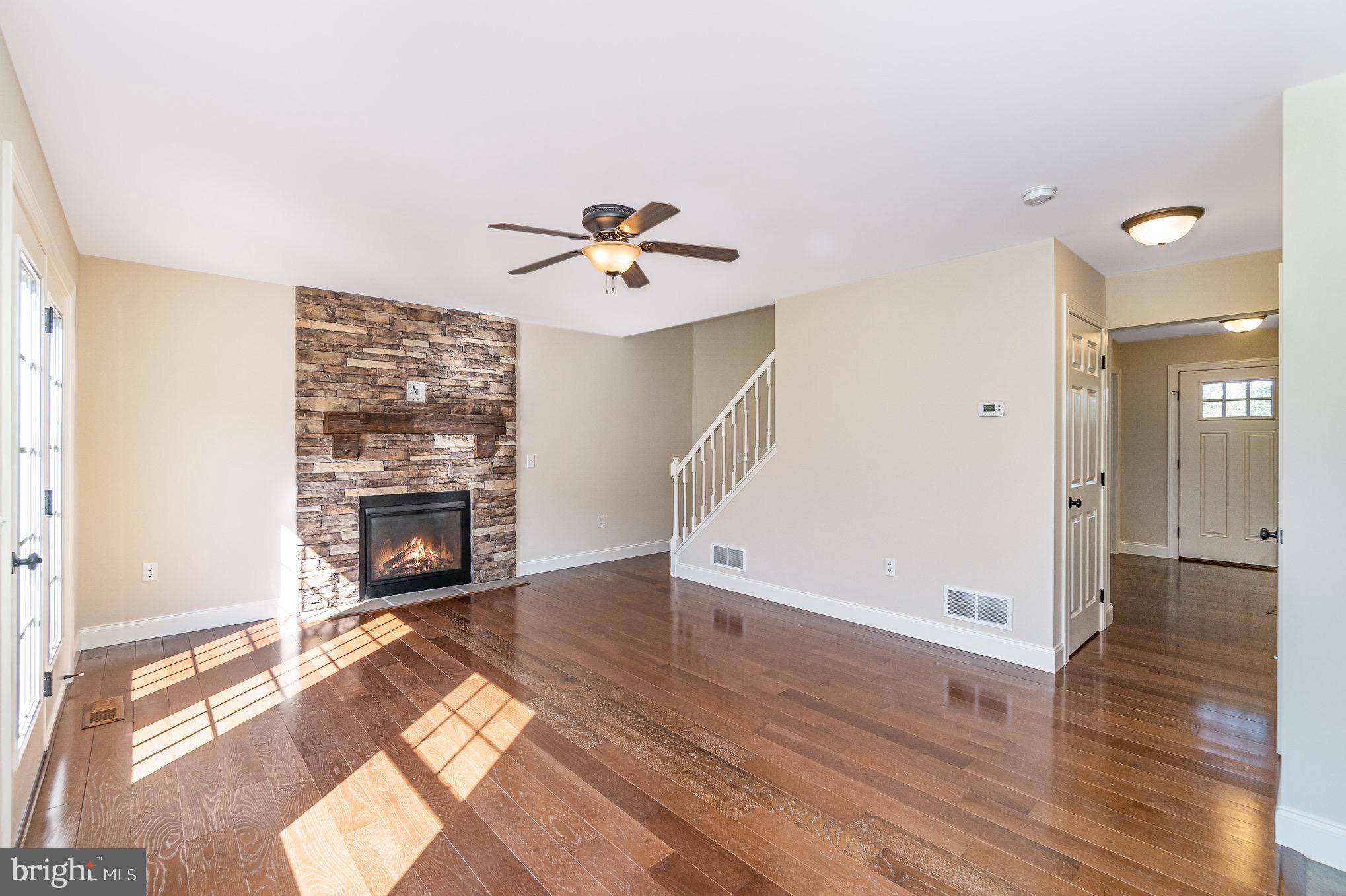 107 Old Mill Road Shermans Dale, PA 17090 - Photo 23 of 46 Living room