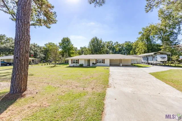 $299,900 | 4123 Choctaw Road, Brusly, LA 70719