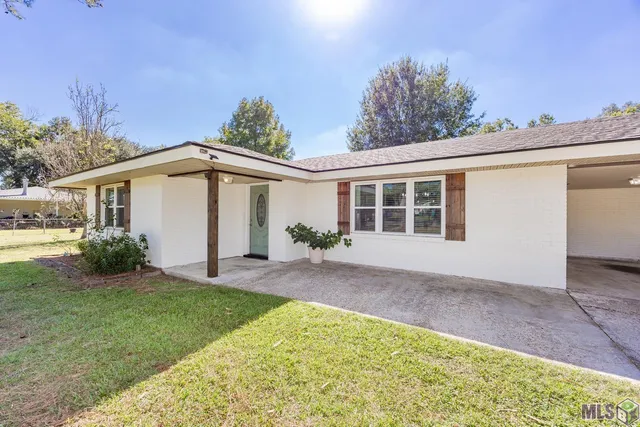 $299,900 | 4123 Choctaw Road, Brusly, LA 70719