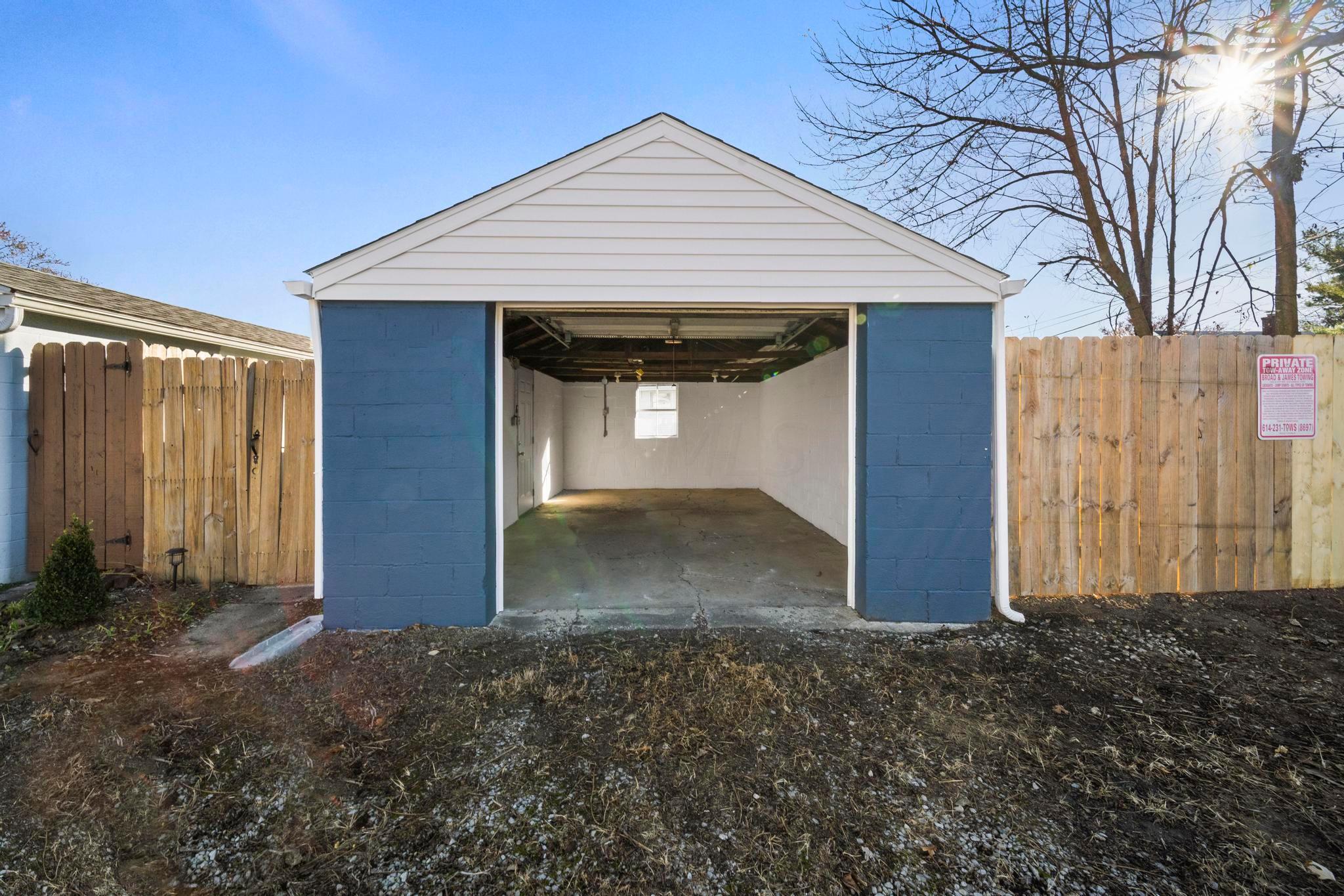 929 South Broadleigh Road Columbus, OH 43209 - Photo 42 of 52 DSC06052