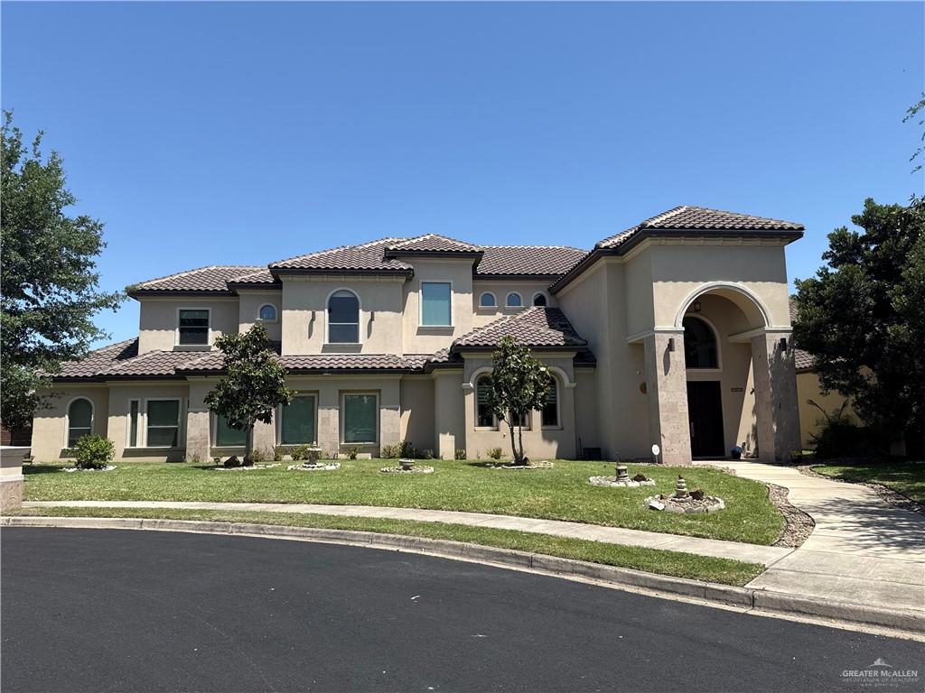 101 East Emory Avenue McAllen, TX 78504 - Photo 1 of 20 front view of house with a yard