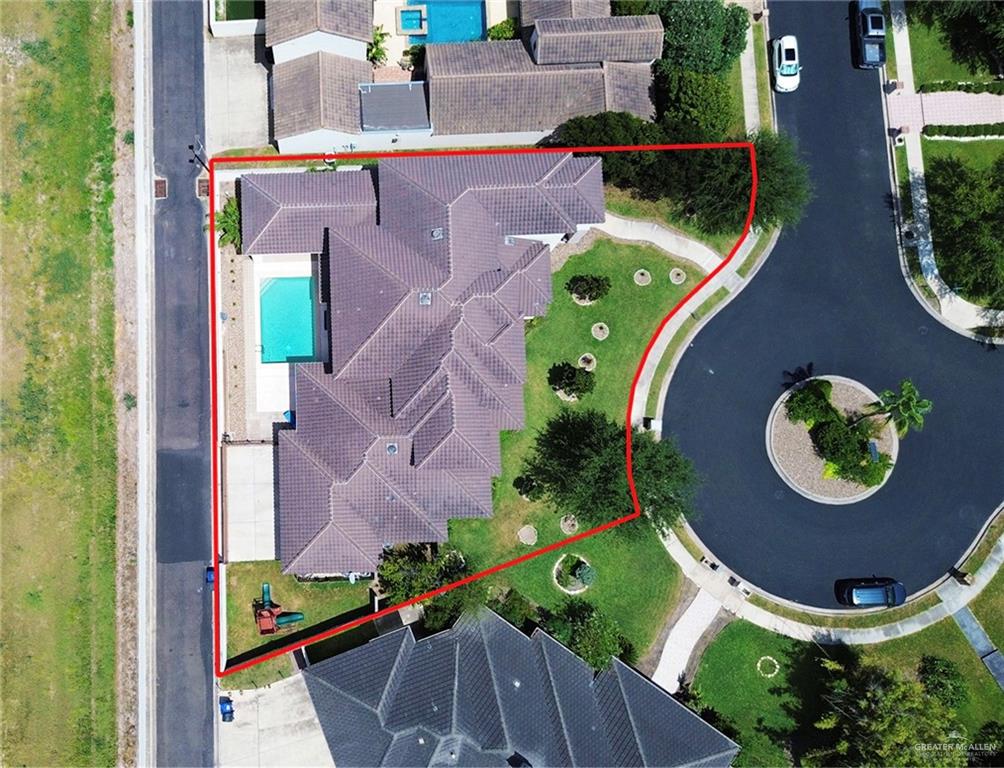 101 East Emory Avenue McAllen, TX 78504 - Photo 18 of 20 an aerial view of a house with a swimming pool and outdoor seating