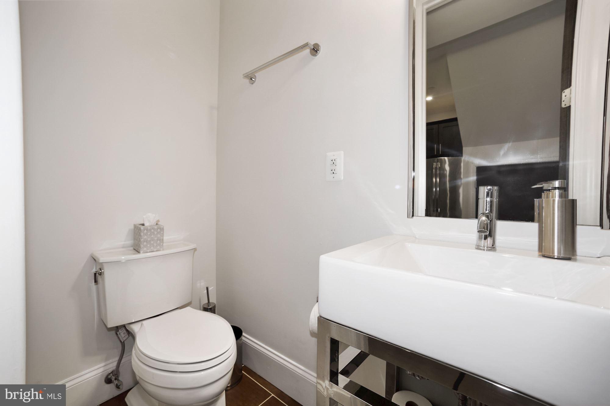 2298 Champlain Street Northwest, Unit B Washington, DC 20009 - Photo 30 of 65