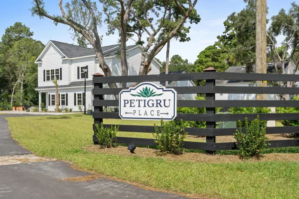 $359,900 | 21 Graybo Lane, Unit 8, Pawleys Island, SC 29585