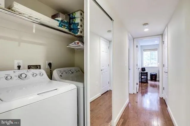 a view of utility room with washer and dryer