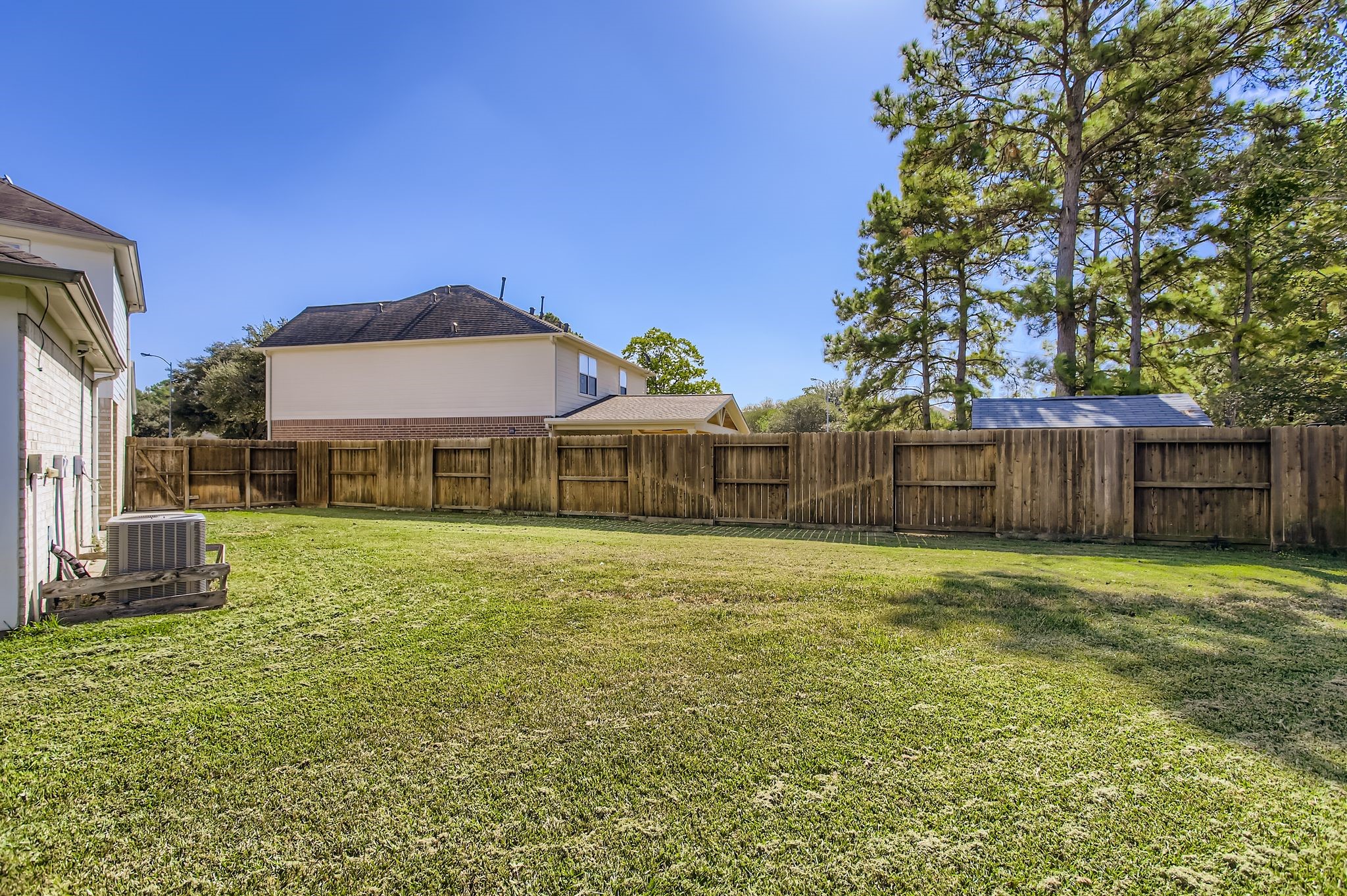 727 Pine Thicket Court Spring, TX 77373 - Photo 28 of 29 a front view of a house with garden