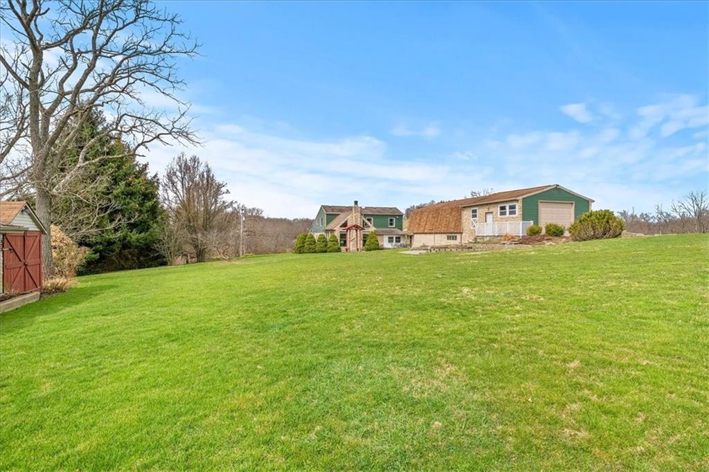 2510 South Bridge Road Washington, PA 15301 - Photo 23 of 25 a view of a house with a big yard
