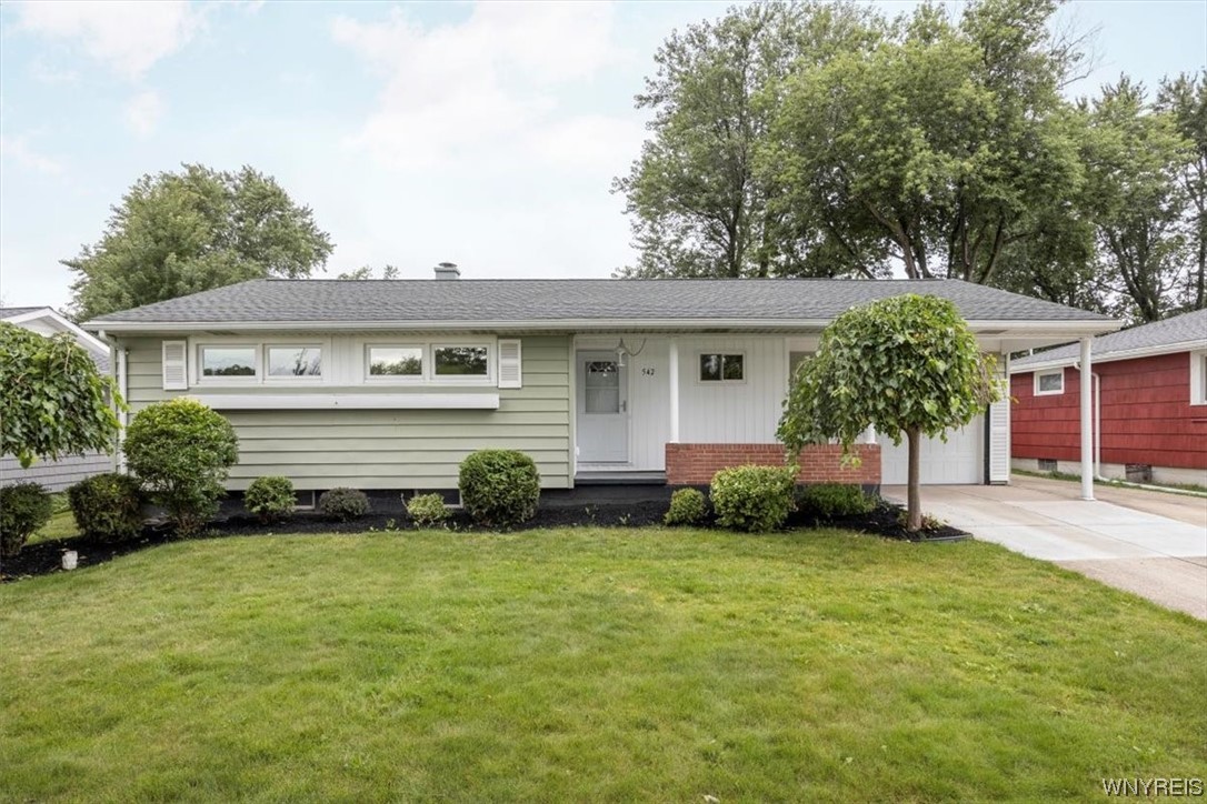 542 Lynbrook Ave  