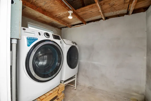 a view of a terrace with sitting area