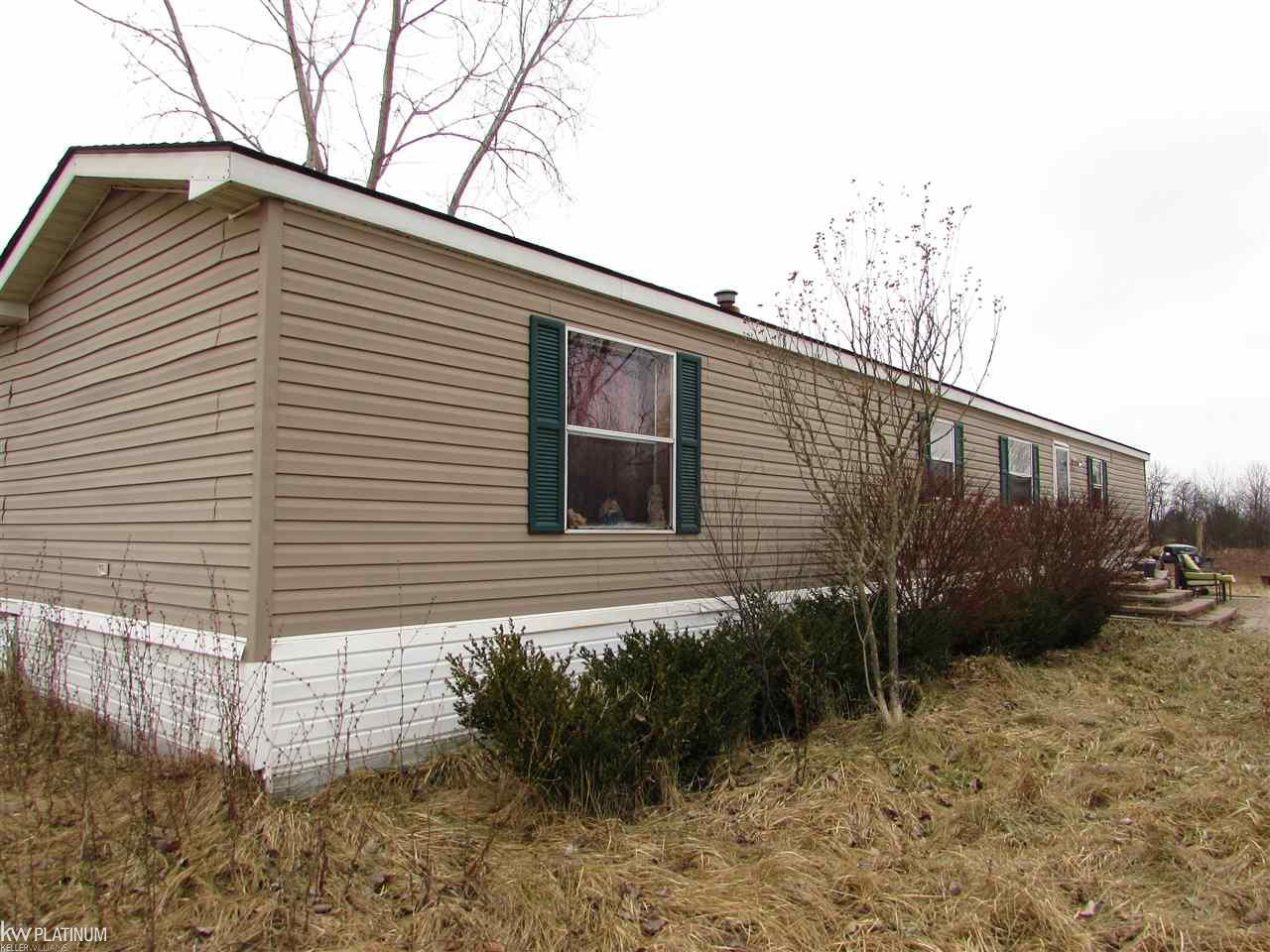 12797 Yale Road Yale, MI 48097 - Photo 5 of 23 31369942-4.JPG