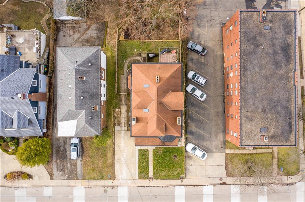 1549 McFarland Road Pittsburgh, PA 15216 - Photo 24 of 25 front view of a house
