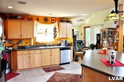5100 Chestnut Hill Road Center Valley, PA 18034 - Photo 5 of 13 Gallery Image 5
