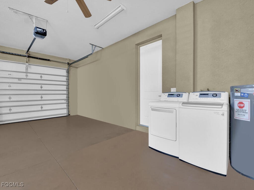 6041 Alan Boulevard Punta Gorda, FL 33982 - Photo 33 of 44 a utility room with dryer and washer