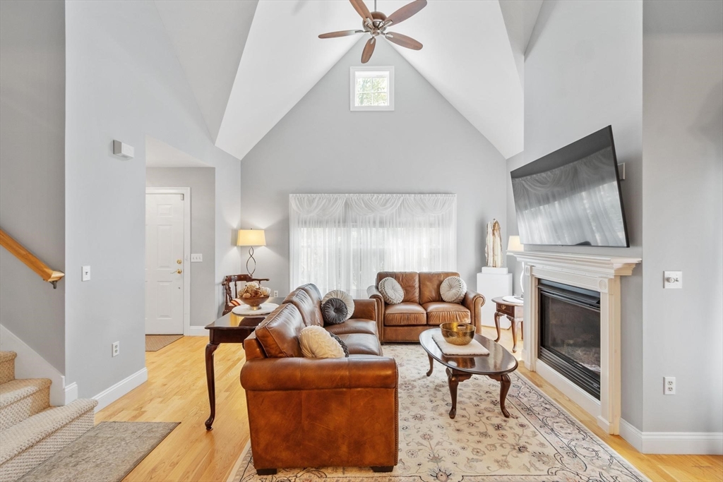 135 Beach Road, Unit E1 Salisbury, MA 01952 - Photo 3 of 39