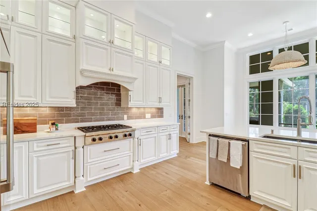 $1,625,000 | 4 Wedgewood Circle, Bluffton, SC 29910