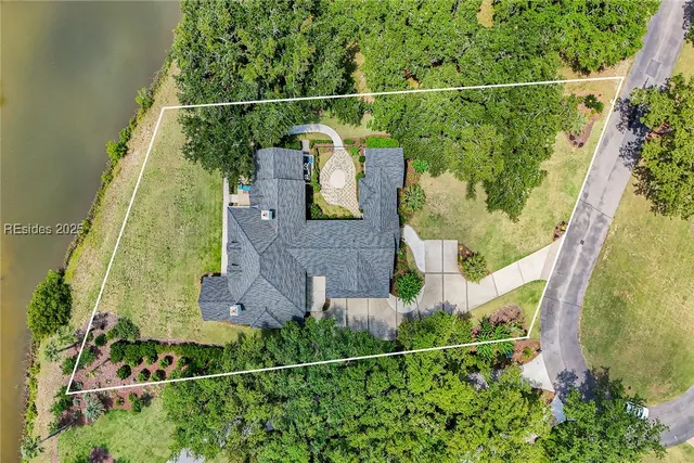 $1,625,000 | 4 Wedgewood Circle, Bluffton, SC 29910