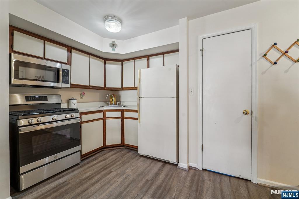 2007 Hawthorne Lane, Unit 2007 Mahwah, NJ 07430 - Photo 12 of 20