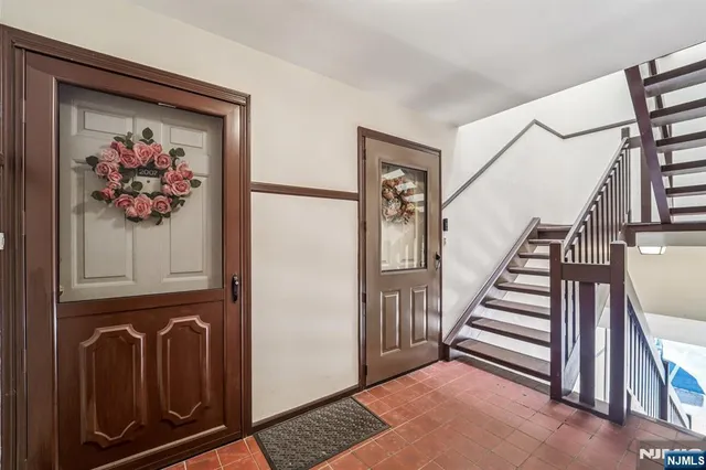 $289,000 | 2007 Hawthorne Lane, Unit 2007, Mahwah, NJ 07430