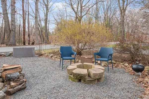 $340,000 | 40 Pierce Avenue, Lunenburg, MA 01462