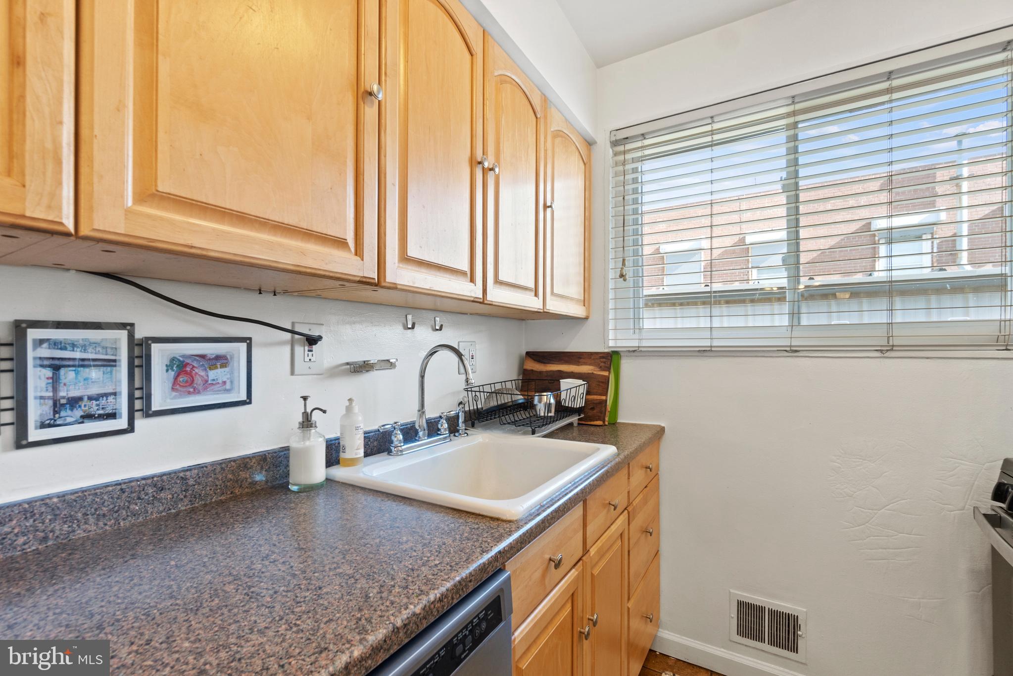 4710 Queensbury Road Riverdale, MD 20737 - Photo 30 of 56 Unit#3 tenant occupied, current & well maintained!
