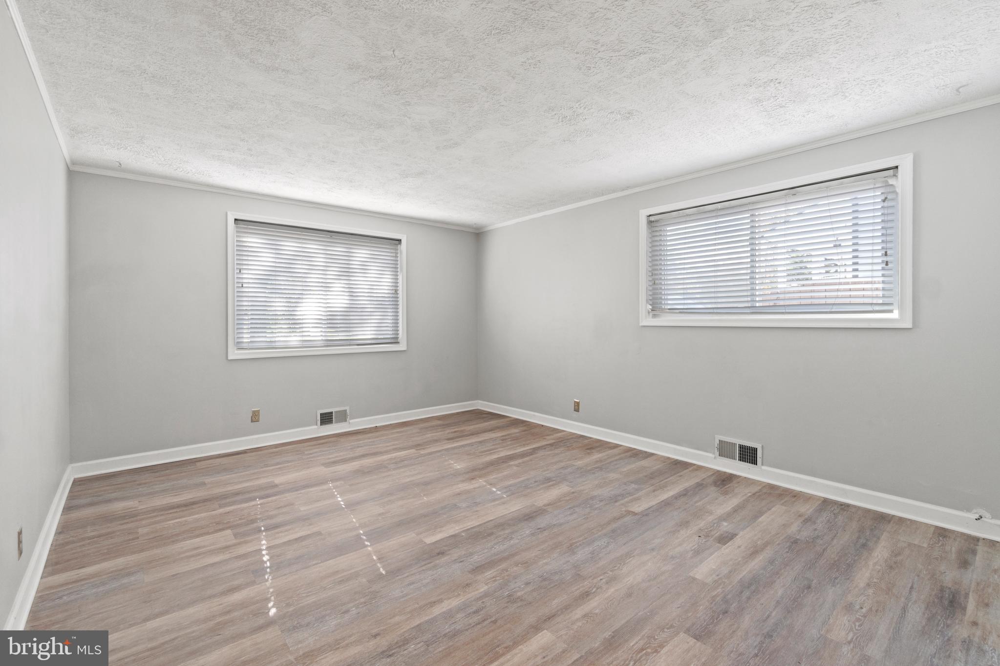 4710 Queensbury Road Riverdale, MD 20737 - Photo 10 of 56 Unit#1 vacant & rent ready! - New flooring & paint