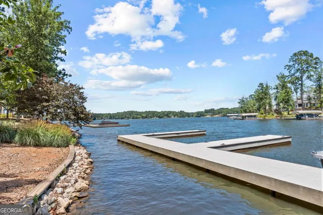 $879,000 | 111 Wingspan Way, Eatonton, GA 31024