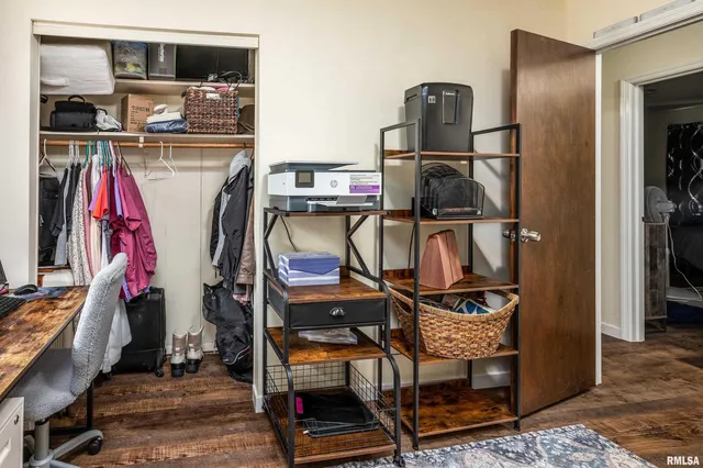 $219,000 | 2017 West Norwood Drive, Carbondale, IL 62901