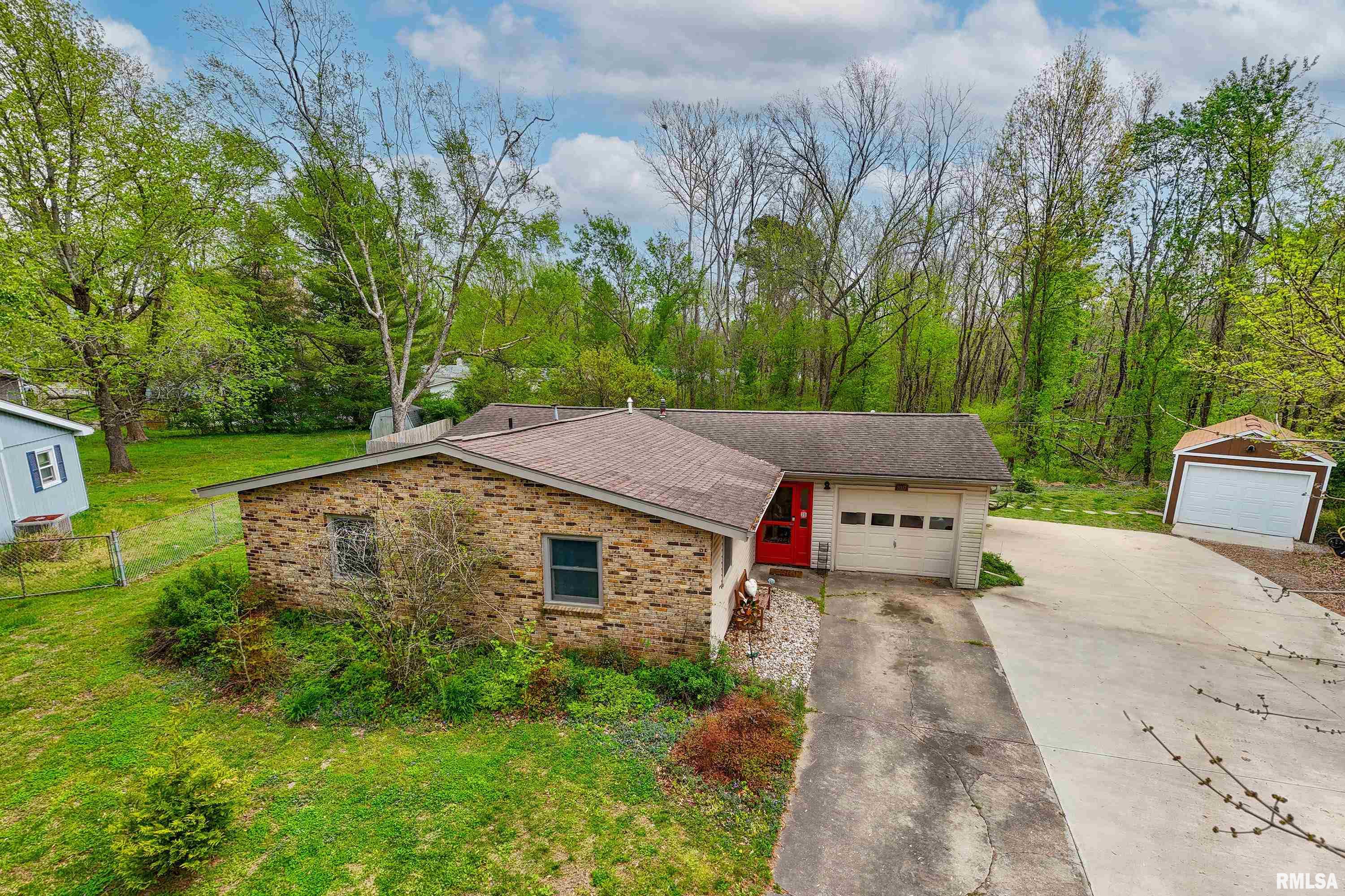 2017 West Norwood Drive Carbondale, IL 62901 - Photo 23 of 32