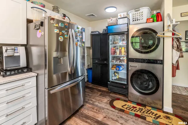 $219,000 | 2017 West Norwood Drive, Carbondale, IL 62901