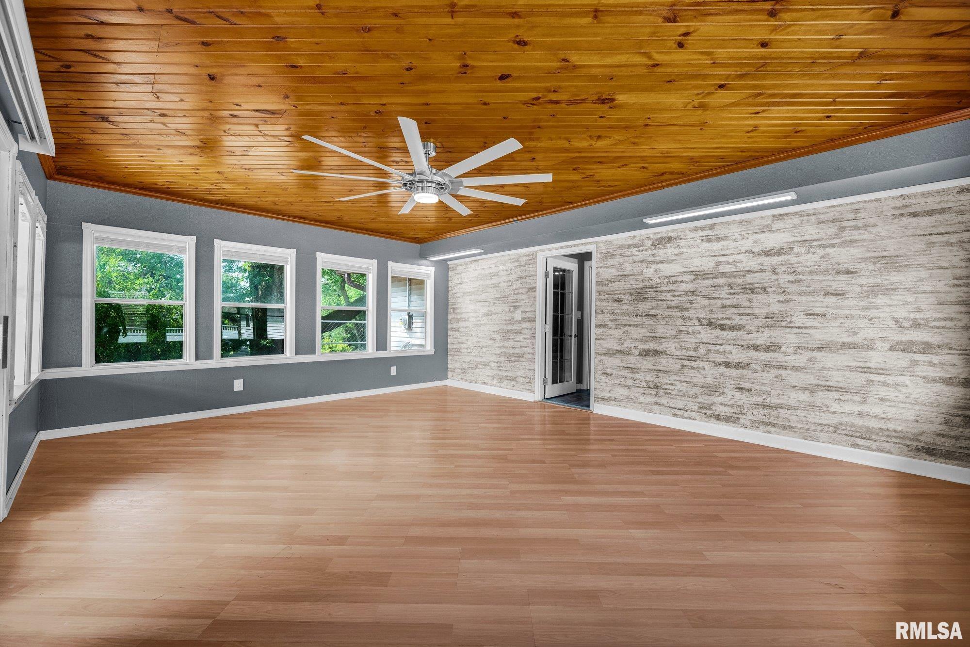 4704 North Koerner Road Peoria, IL 61615 - Photo 25 of 50 Gallery Image 25