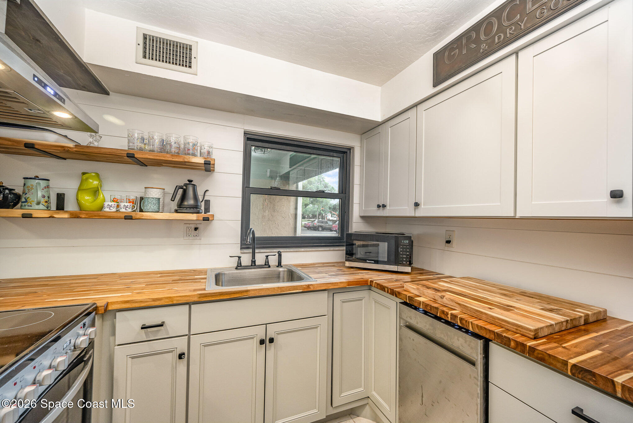 1225 North Wickham Road, Unit 311 Melbourne, FL 32935 - Photo 8 of 24 007_dsc_5650-edit_50