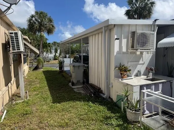 $69,000 | 128 Havenwood Drive, Pompano Beach, FL 33064