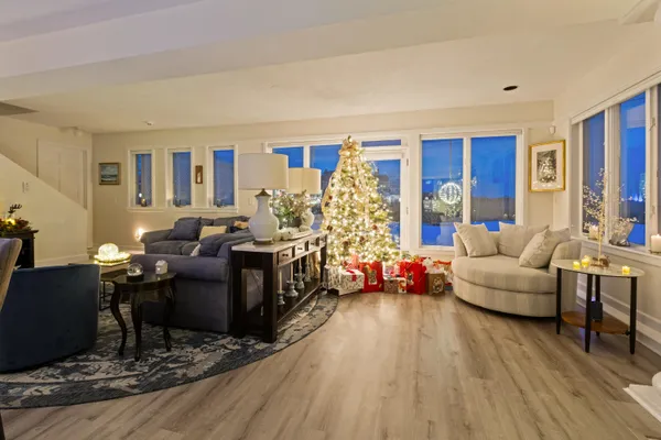 $3,900,000 | 1-9 Franklin Terrace, South Portland, ME 04106