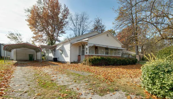 $115,000 | 367 West Wolfe Street, Sullivan, IN 47882