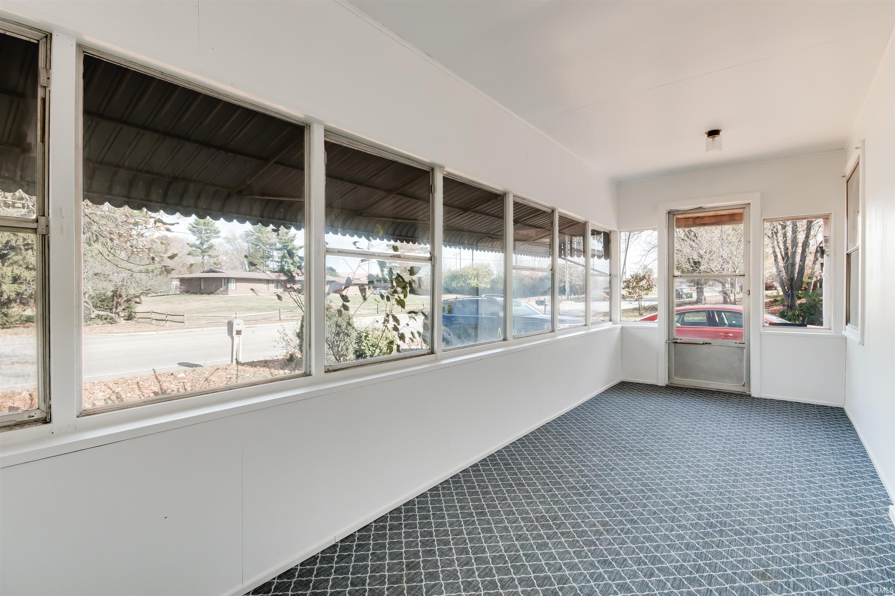 367 West Wolfe Street Sullivan, IN 47882 - Photo 6 of 27